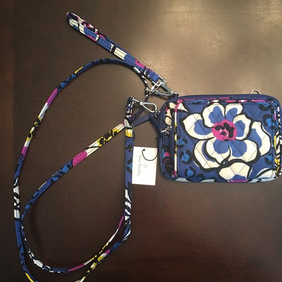 Vera Bradley Handbags - Vera Bradley Wristlet